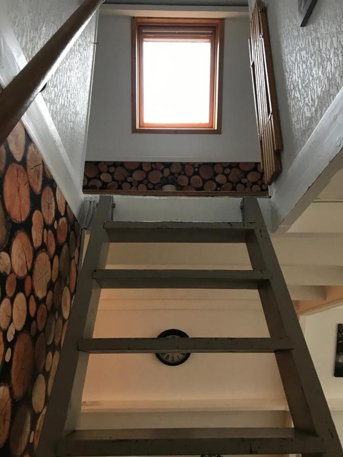 Heavenly Renovated Cabin Near Pittoresque Durbuy - Whistler Villa Eksteriør bilde